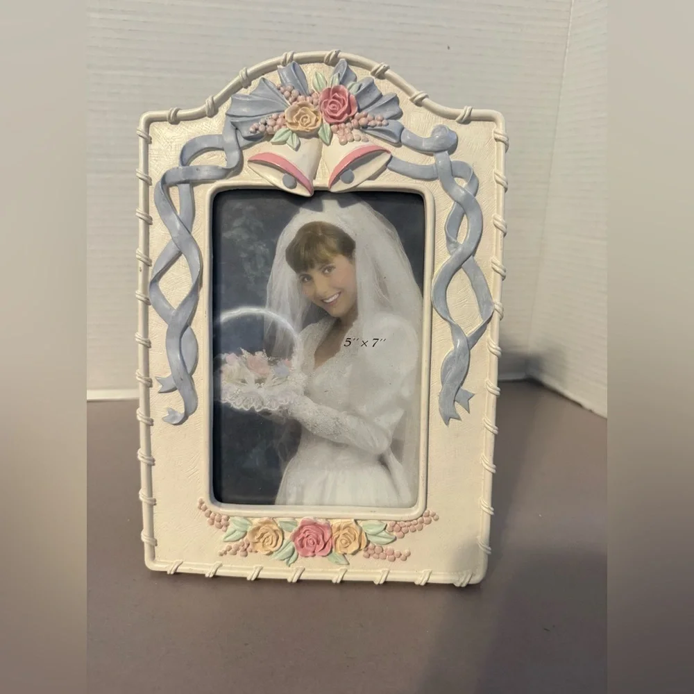 Vintage Wedding Picture Frame - Cream and Pink